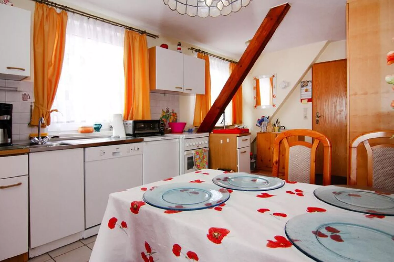App 1 / 3 Raum App im EG 65 m²-Kitchen