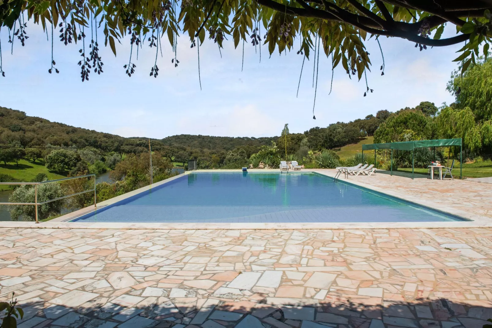 Casa das Pedras-Pool