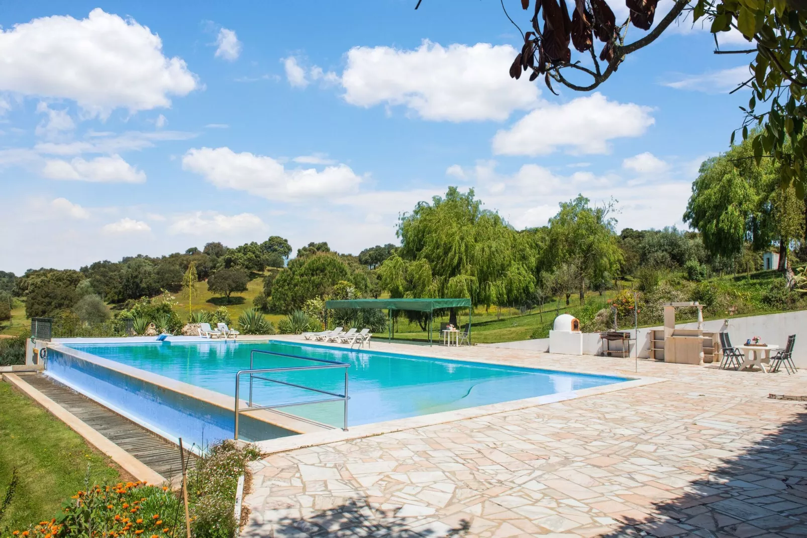 Casa das Pedras-Pool