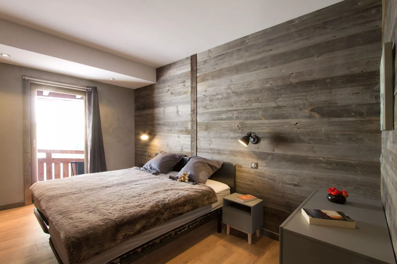 Nuance de Blanc-Bedroom