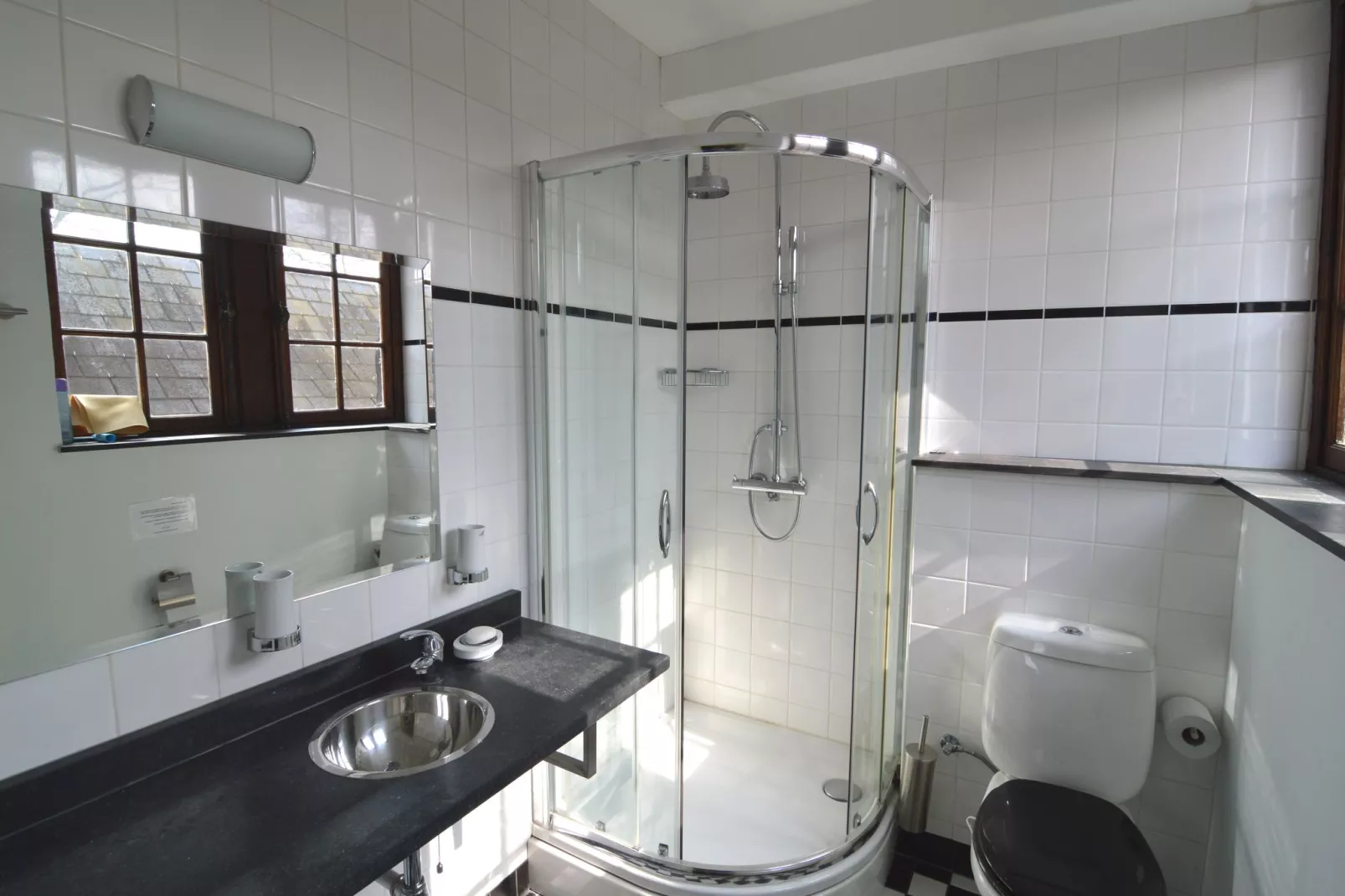 Mess des Officiers-Bathroom