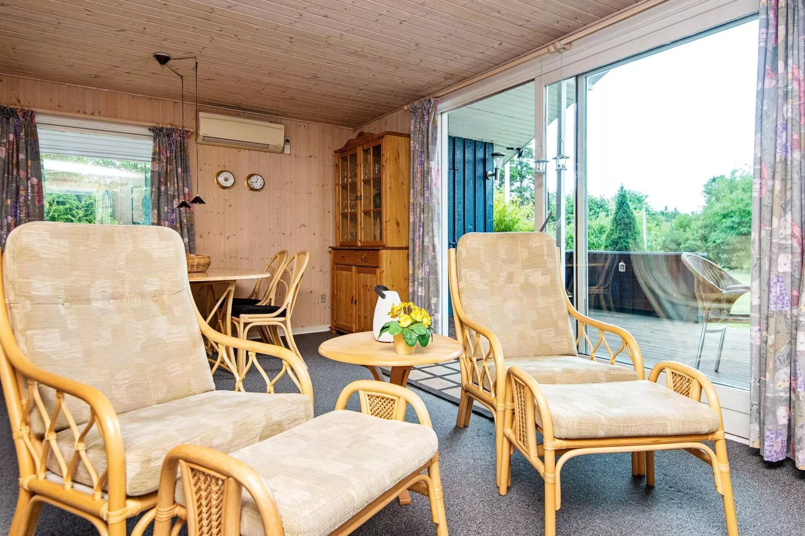 6 person holiday home in Oksbøl-By Traum-Indoor