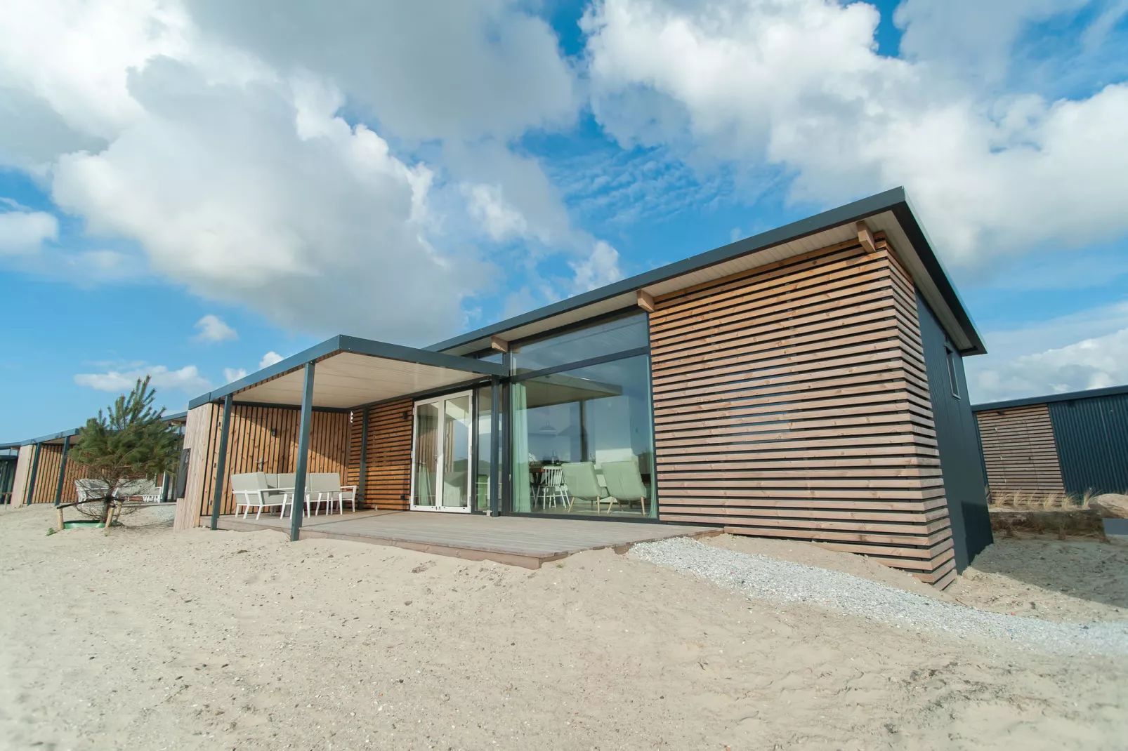 Sea Lodges Ameland 3-Exterior summer