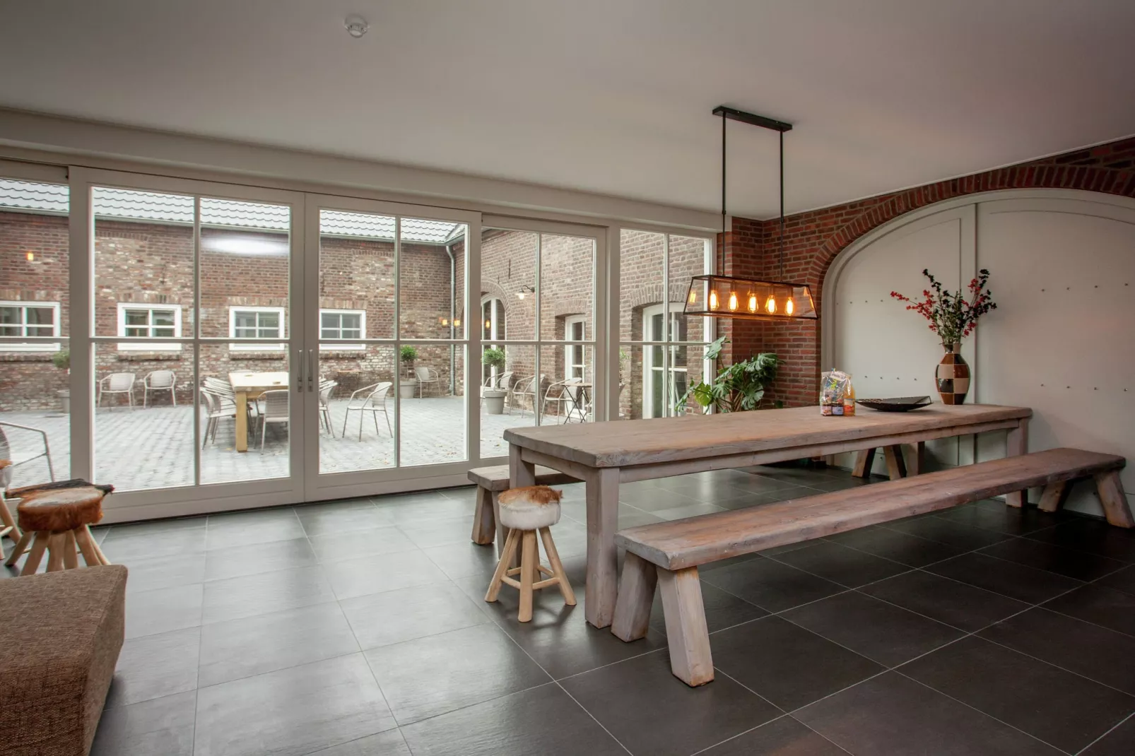 Kasteelboerderij Gunhof-Dining room