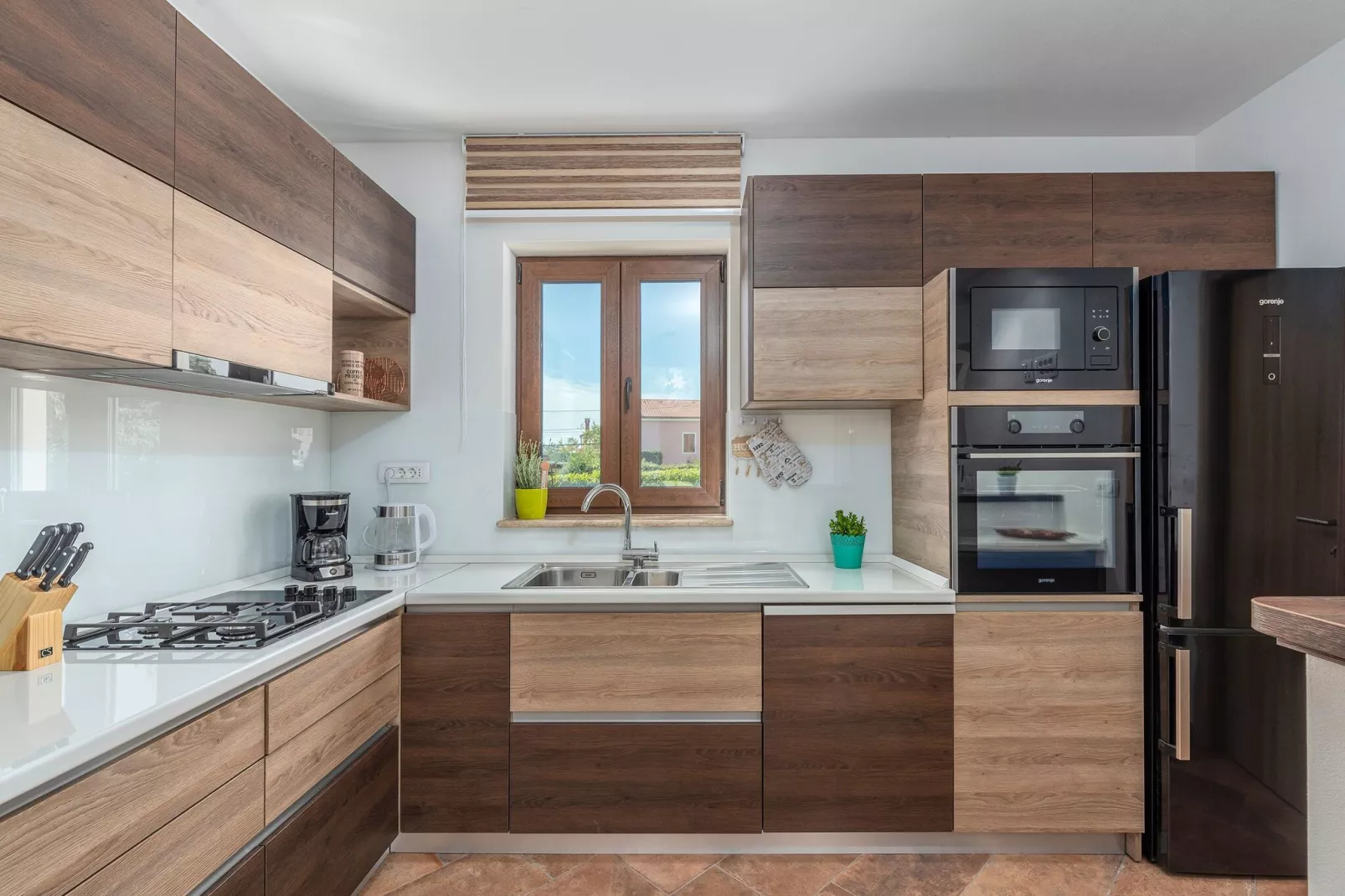 Sarah-Kitchen