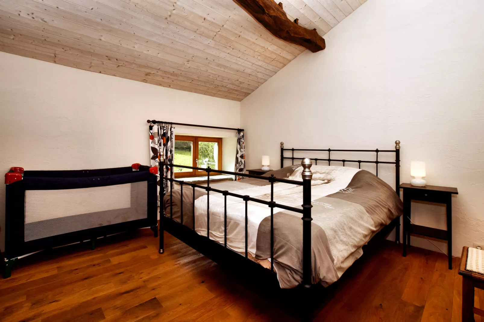 La Maison de Célestin-Schlafzimmer