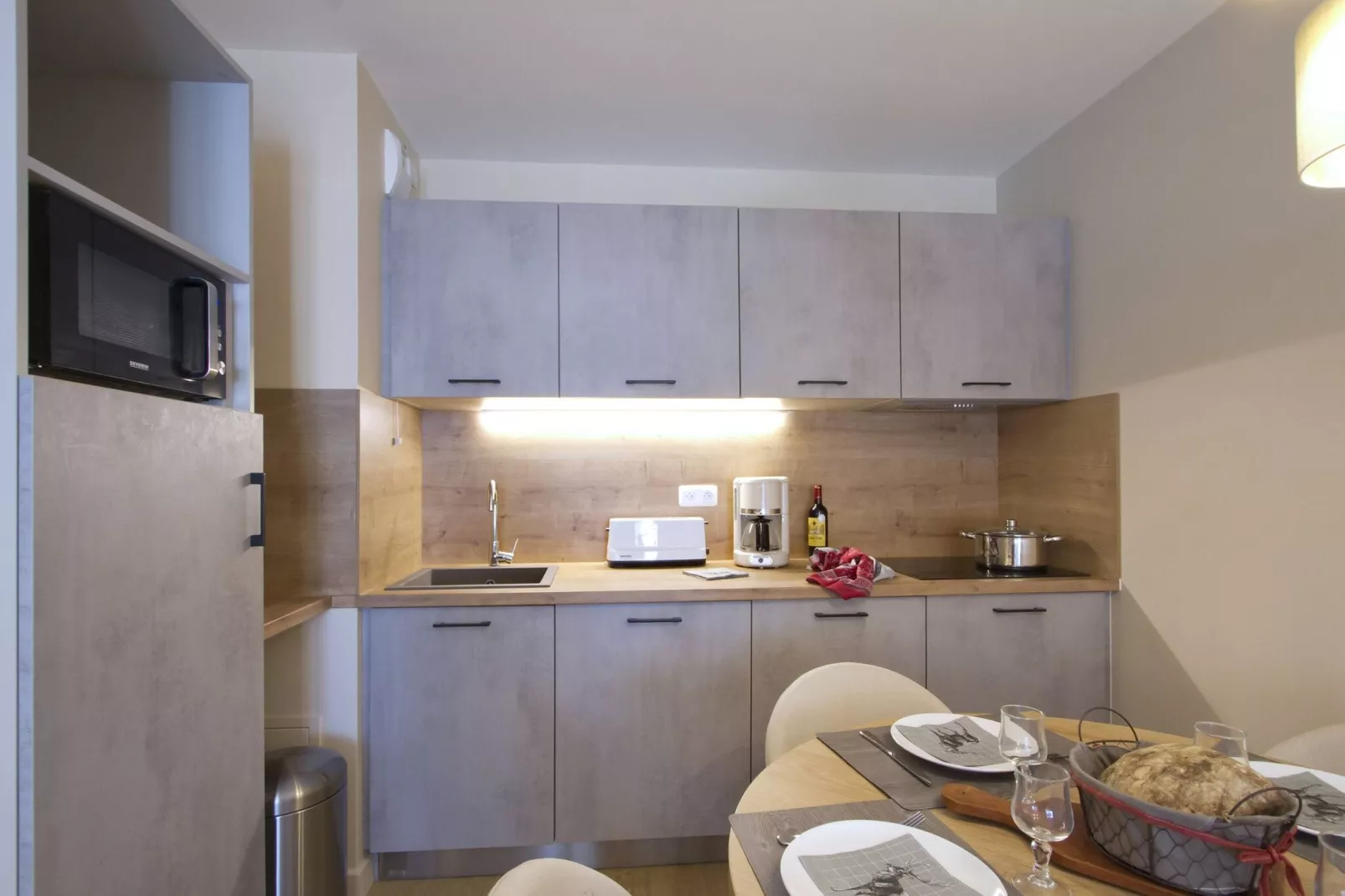 Résidence l'Éclose 7-Kitchen