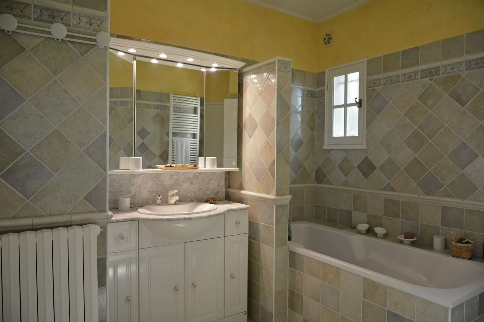 La maison des Écureuils-Badezimmer