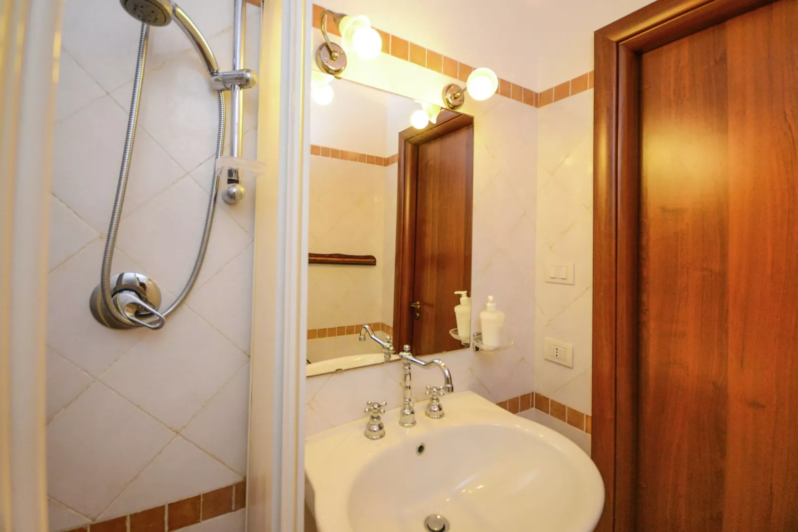 Villetta Arocha-Bathroom