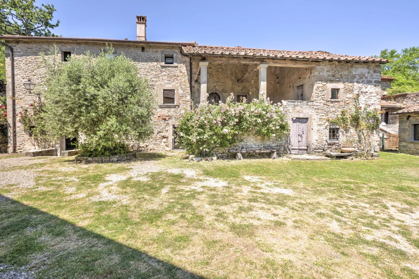 San Godenzo Sagrestia 2-Exterior summer