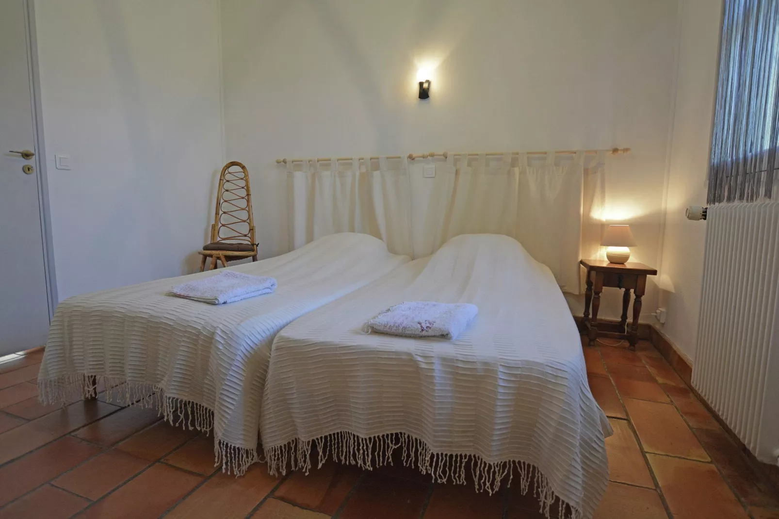 Maison de vacances - VERGÈZE-Bedroom