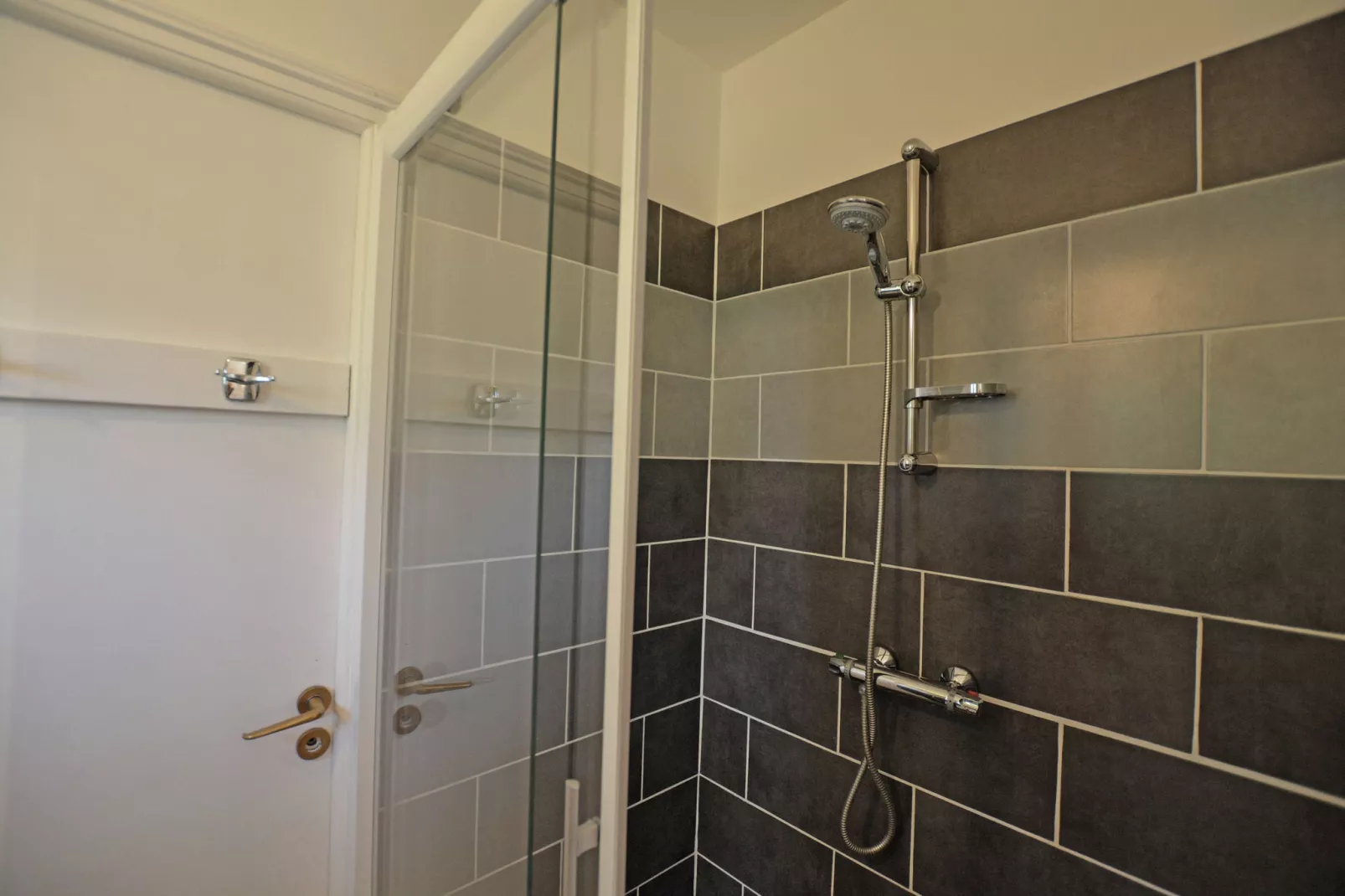 Maison de vacances - VERGÈZE-Bathroom