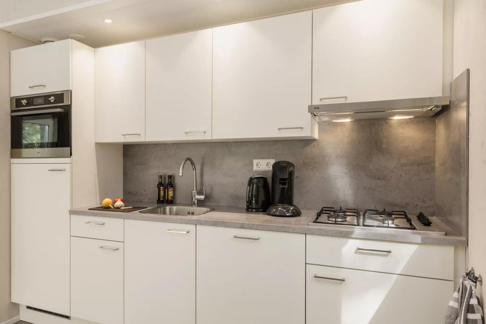 Vakantiepark Hof Domburg 19-Kitchen