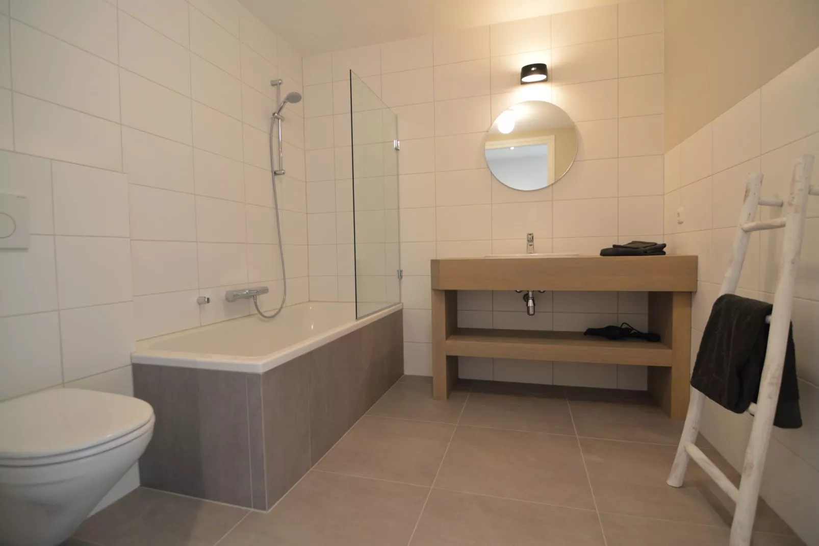 Kasteelboerderij Gunhof-Bathroom