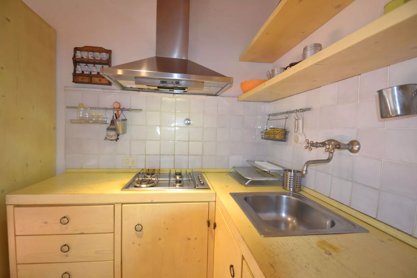 Cipresso-Kitchen