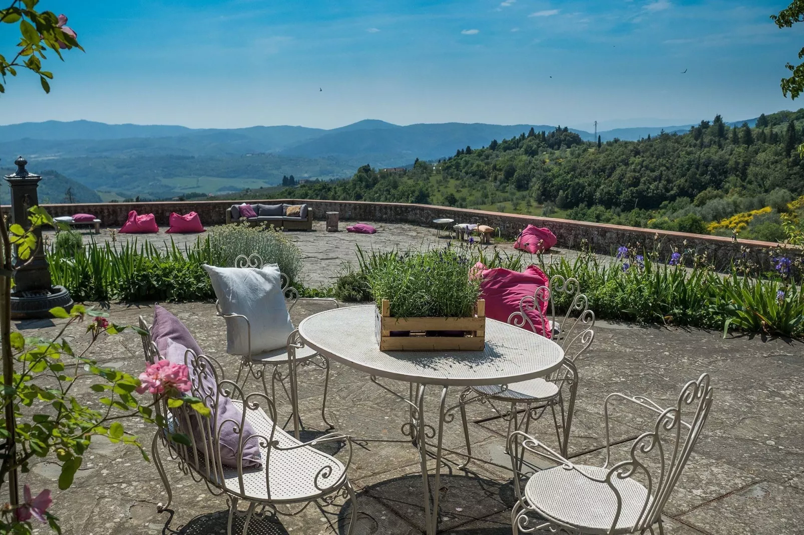 Cipresso-Facilities