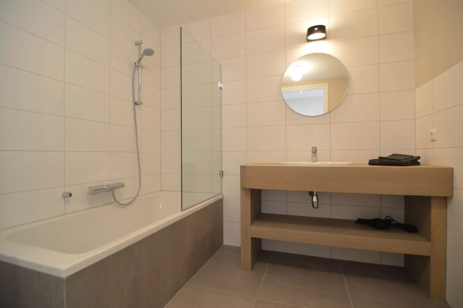 Landgoed de Gunhof-Bathroom