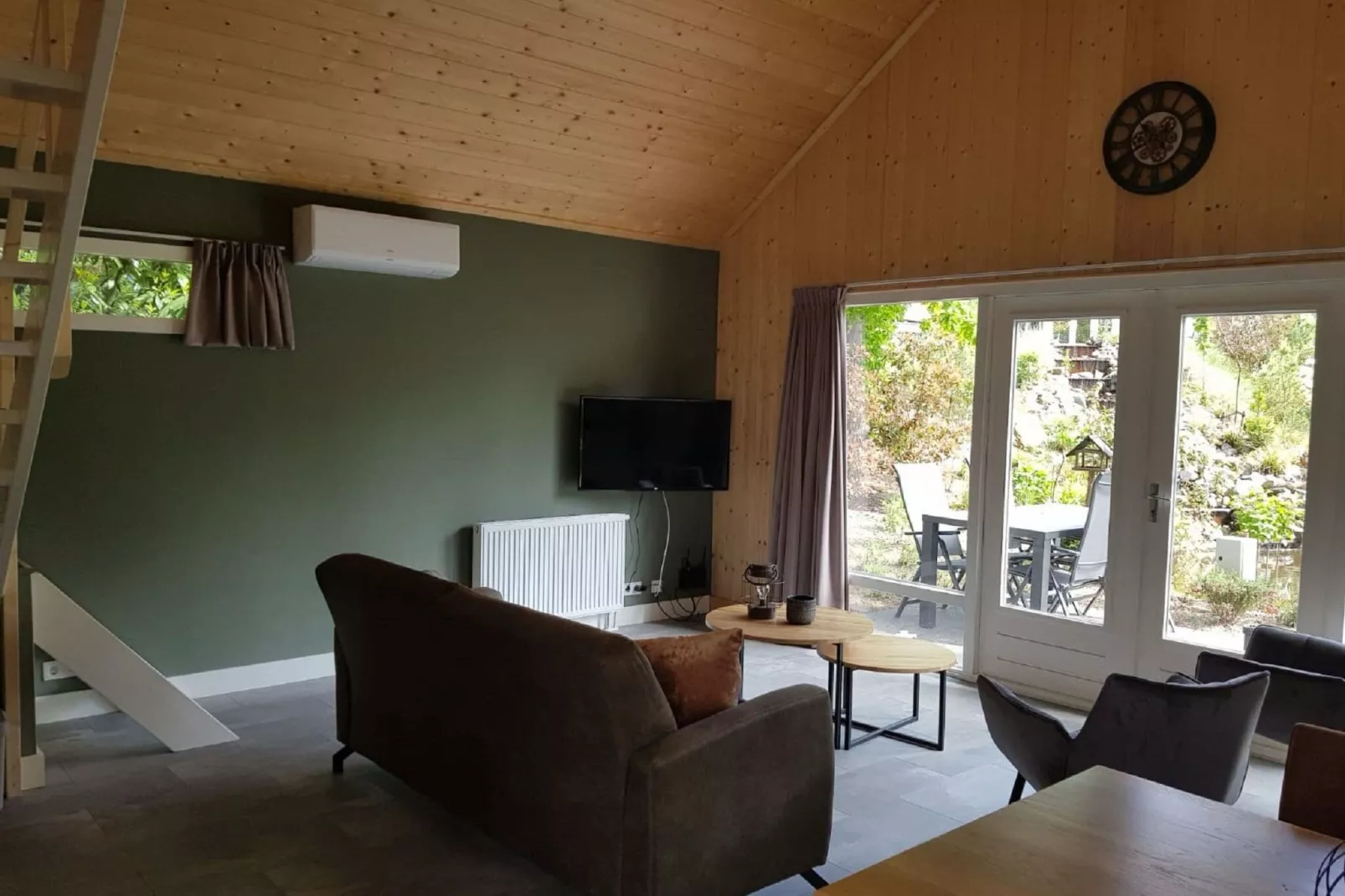 Vakantiepark De Rimboe & De Woeste Hoogte 18-Living room