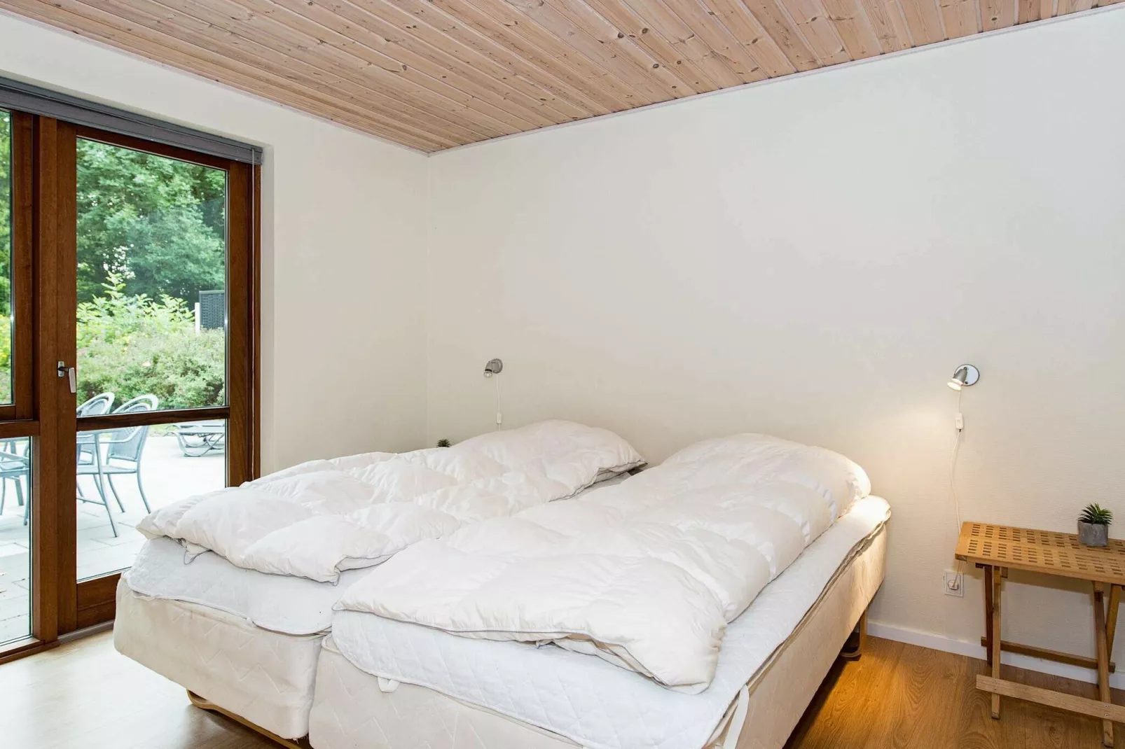 12 person holiday home in Aabenraa-Indoor
