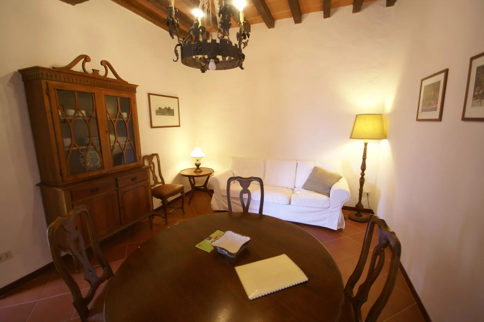 Forno-Living room