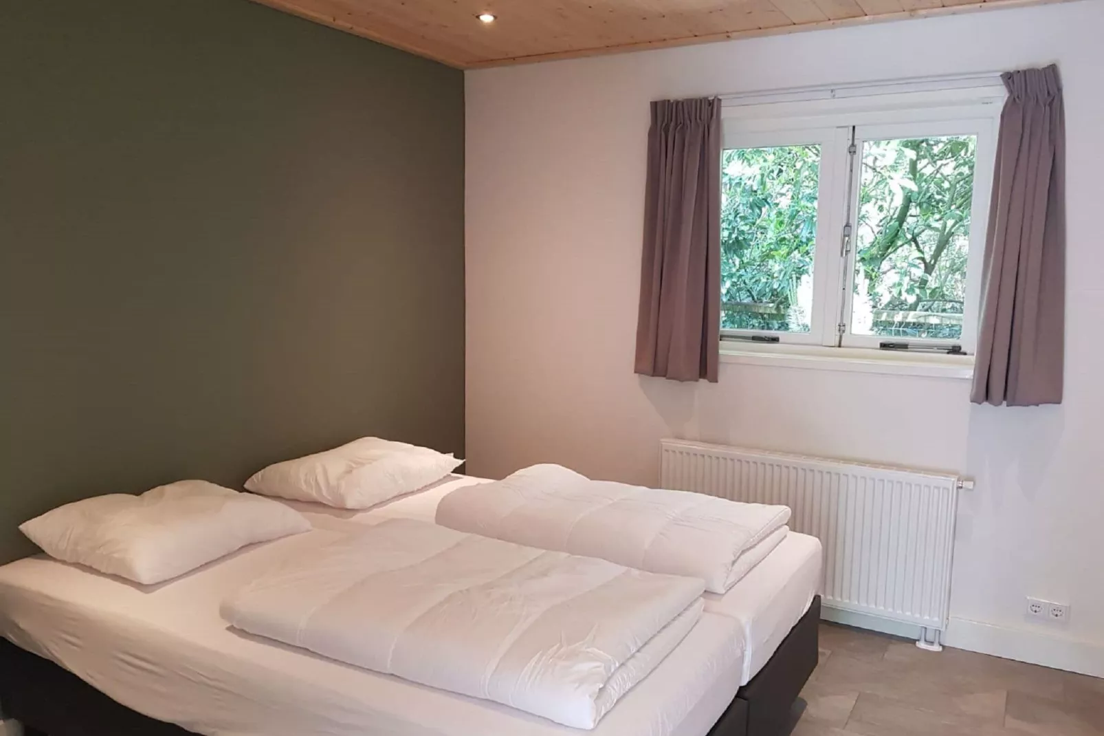 Vakantiepark De Rimboe & De Woeste Hoogte 18-Bedroom