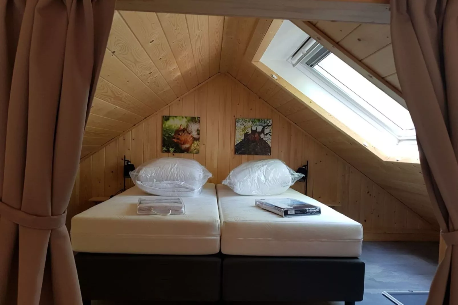 Vakantiepark De Rimboe & De Woeste Hoogte 18-Bedroom