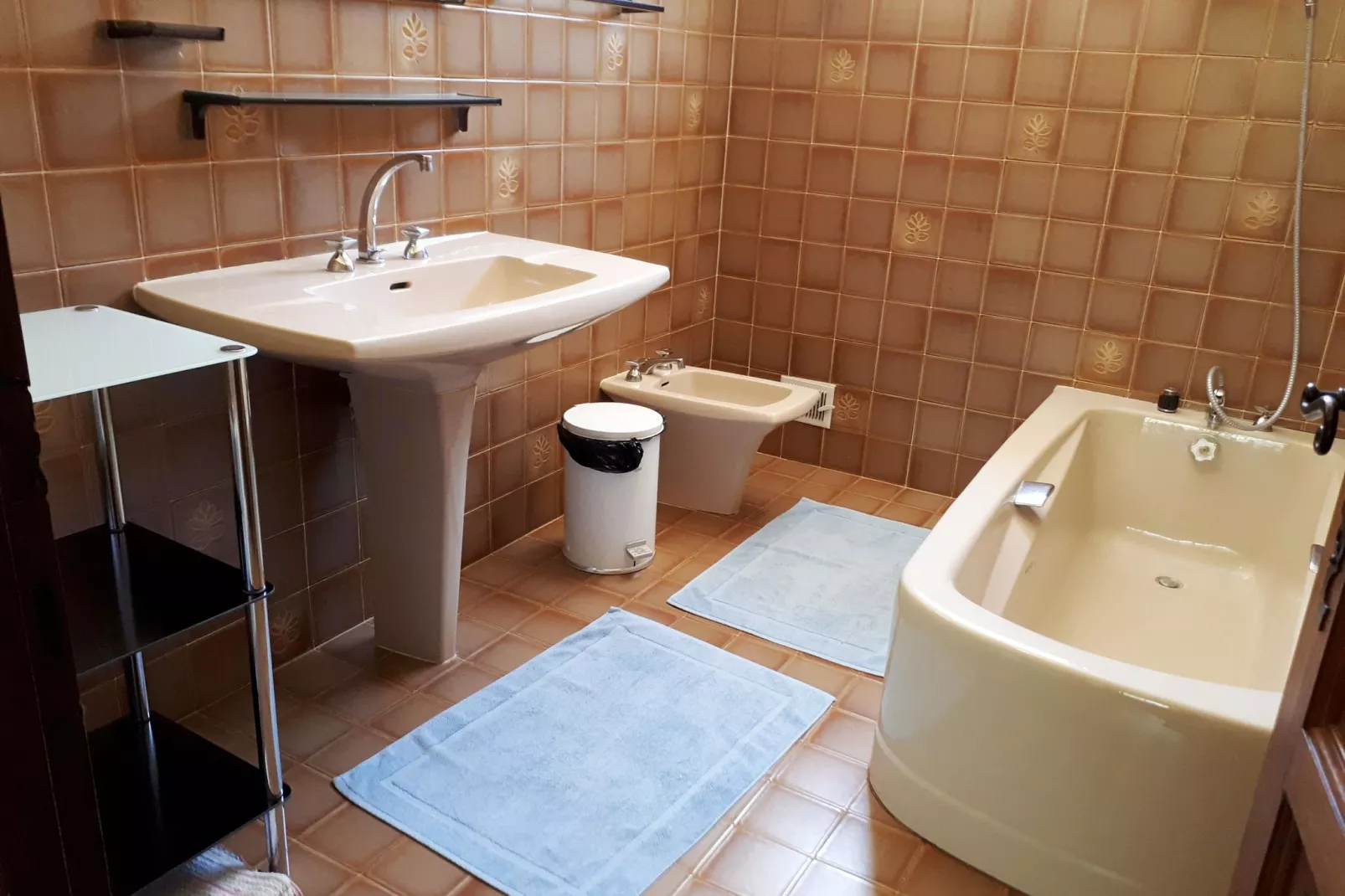 Le Travers-Bathroom