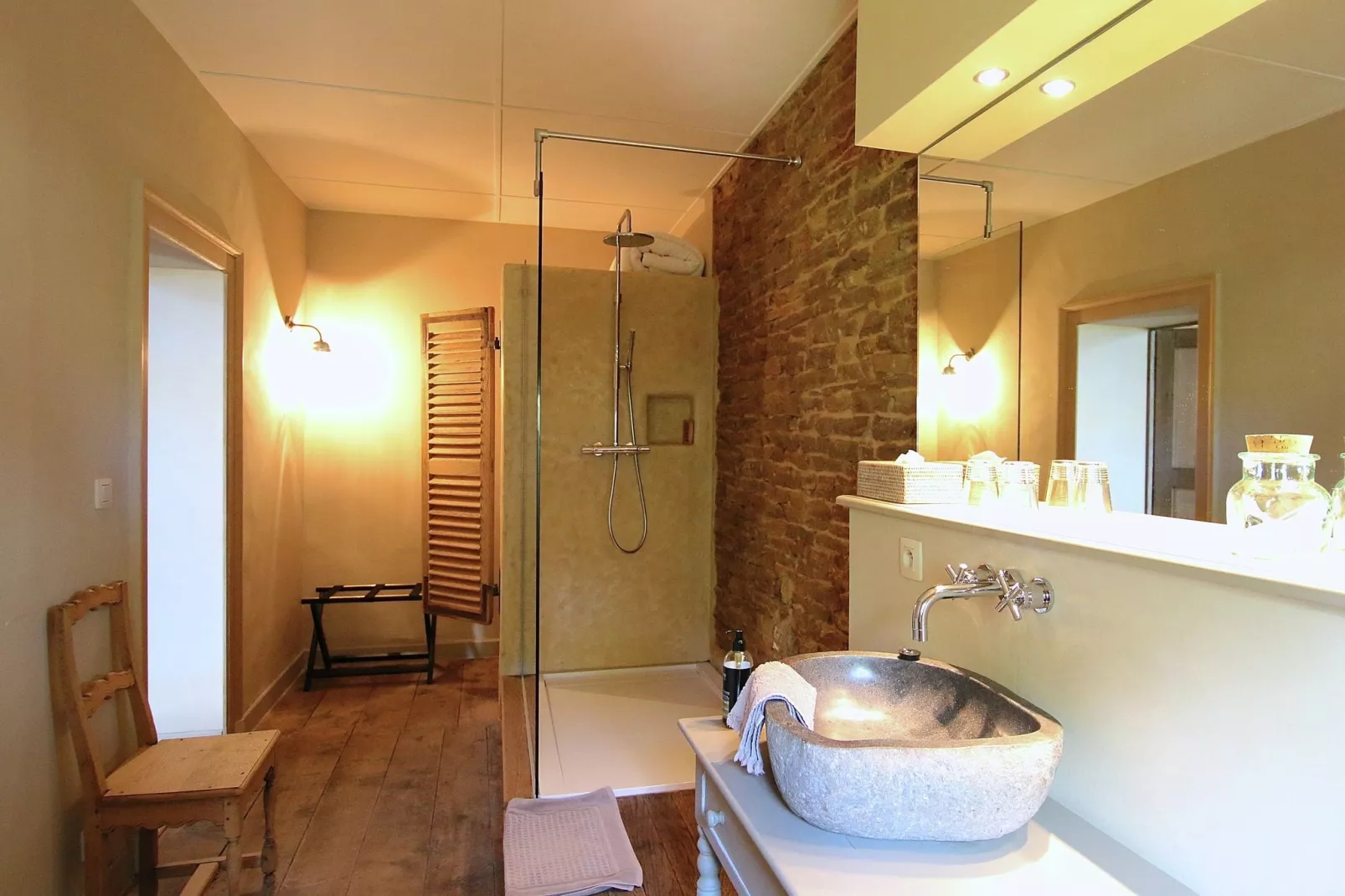 Baillet Latour-Bathroom