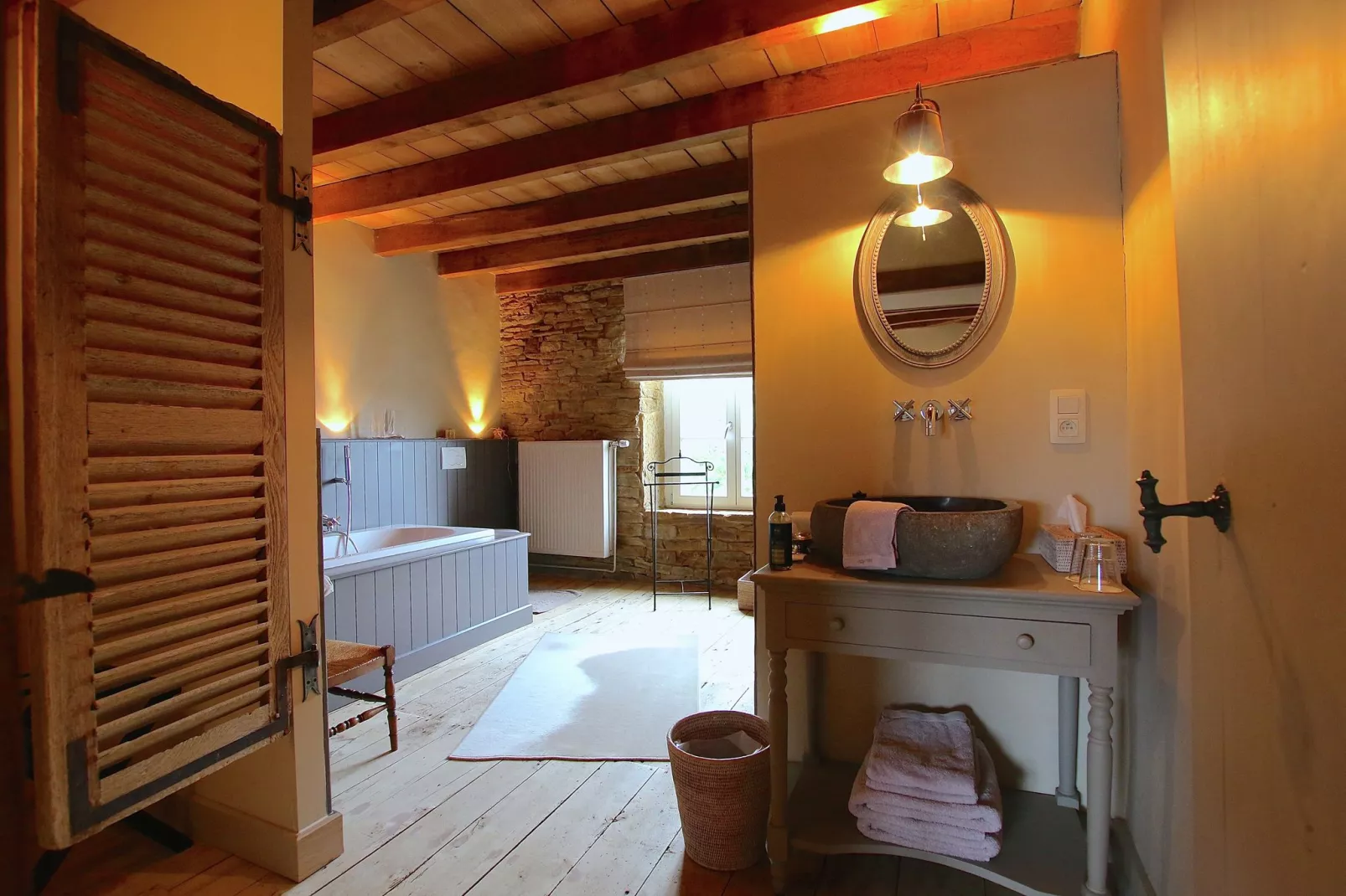 Baillet Latour-Bathroom