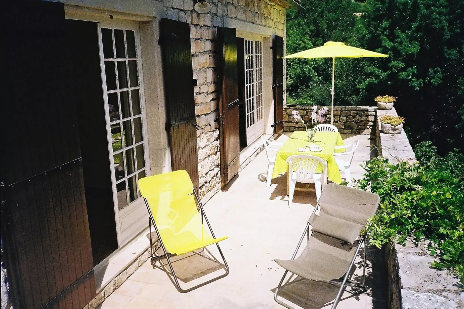 Le Travers-Terrace balcony