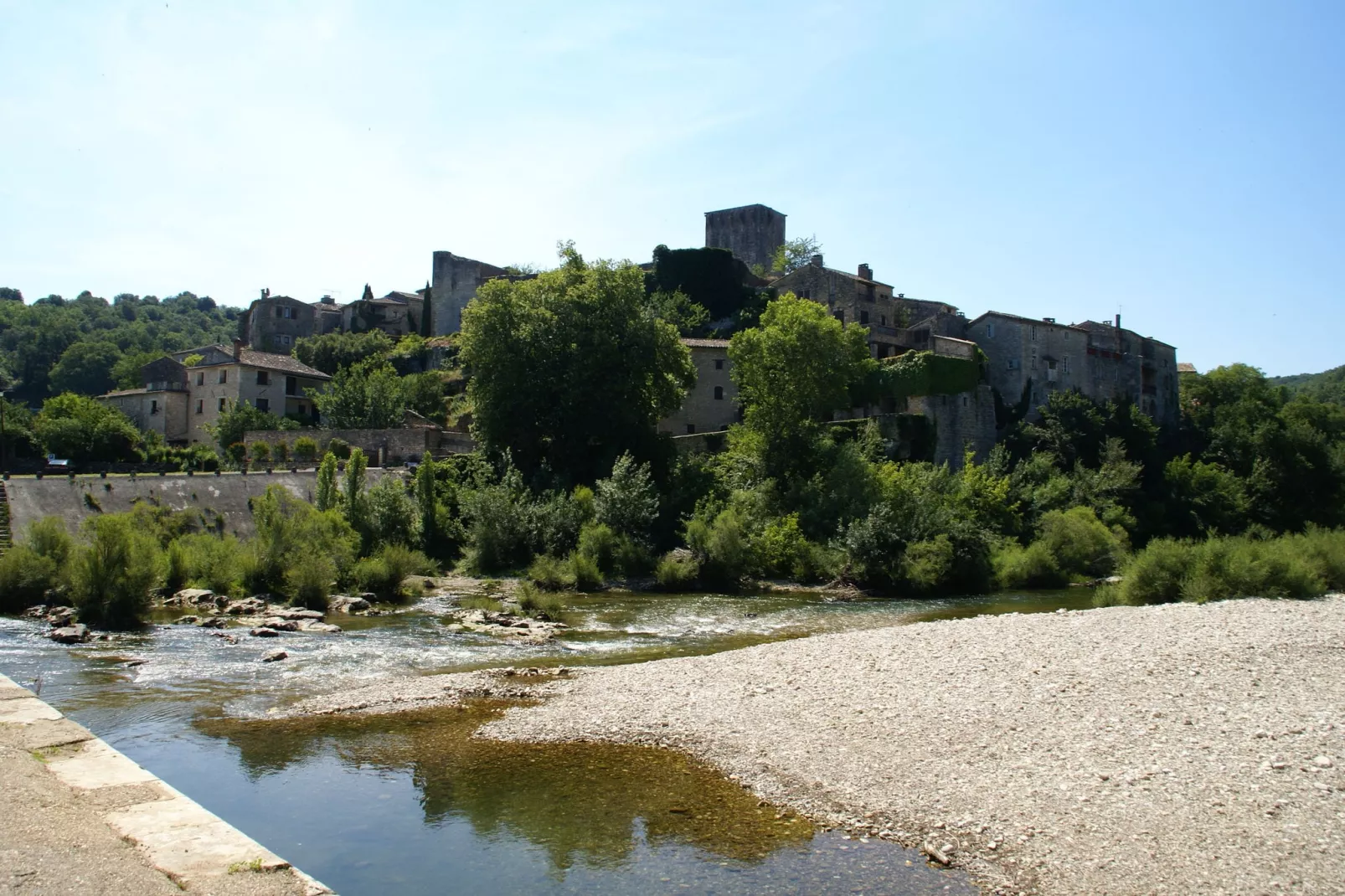 Le Travers-Areas summer 1km