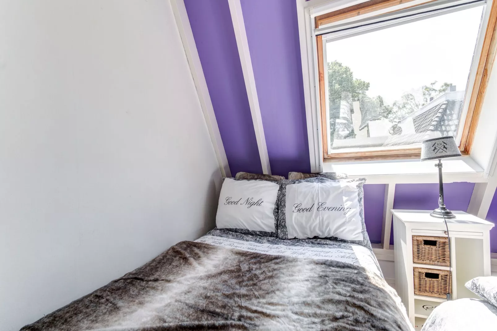 Ruim appartement in centrum Leeuwarden-Bedroom
