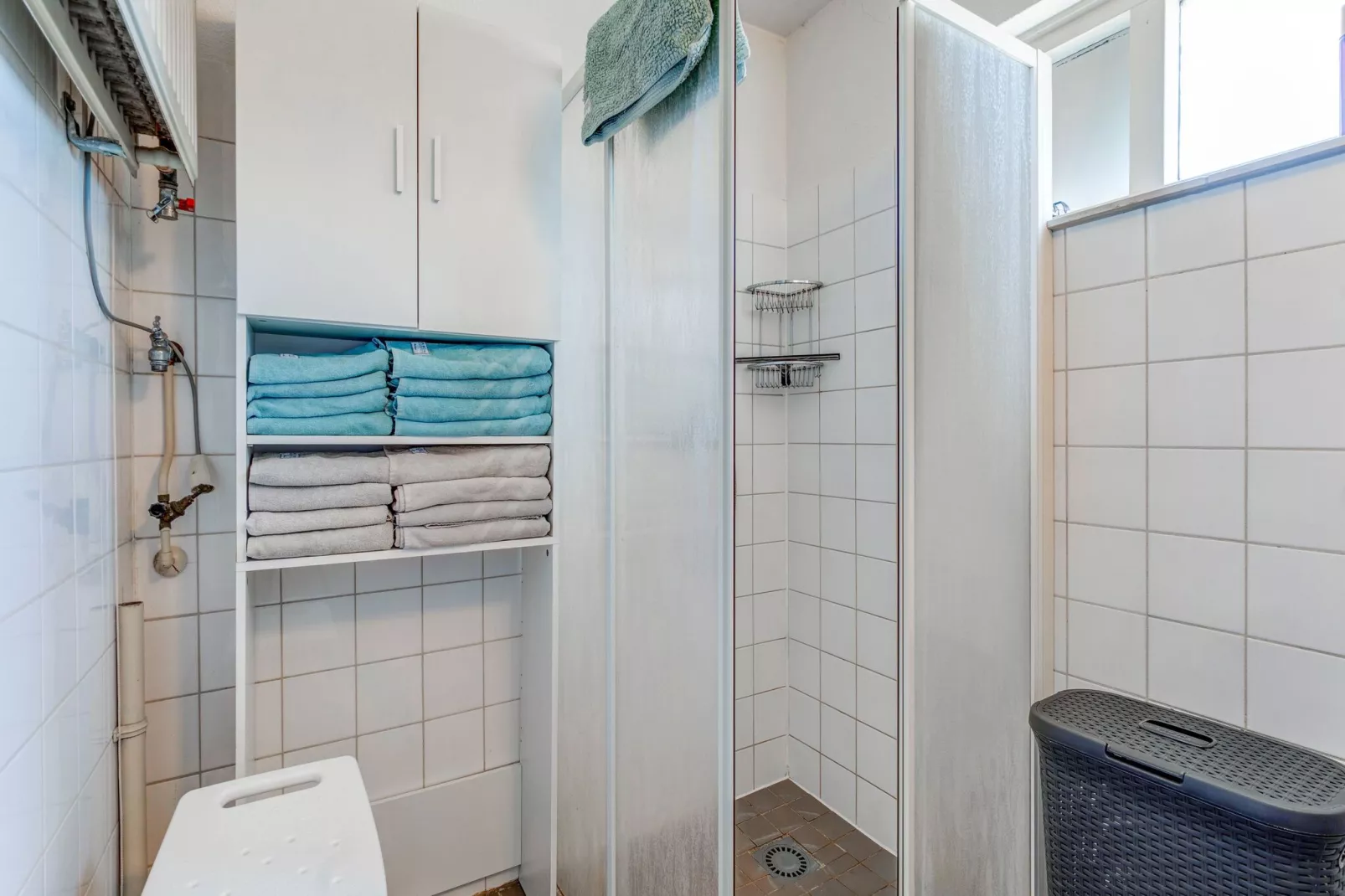 Ruim appartement in centrum Leeuwarden-Bathroom