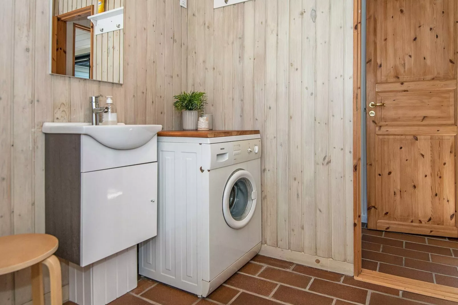 5 person holiday home in Grenaa-Indoor