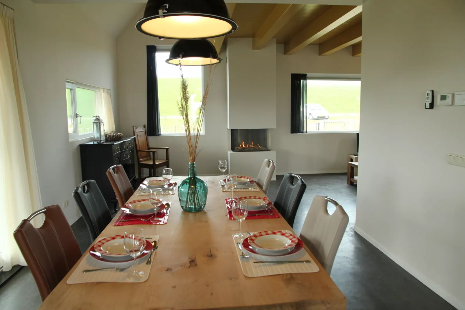 Zeedijk I-Dining room