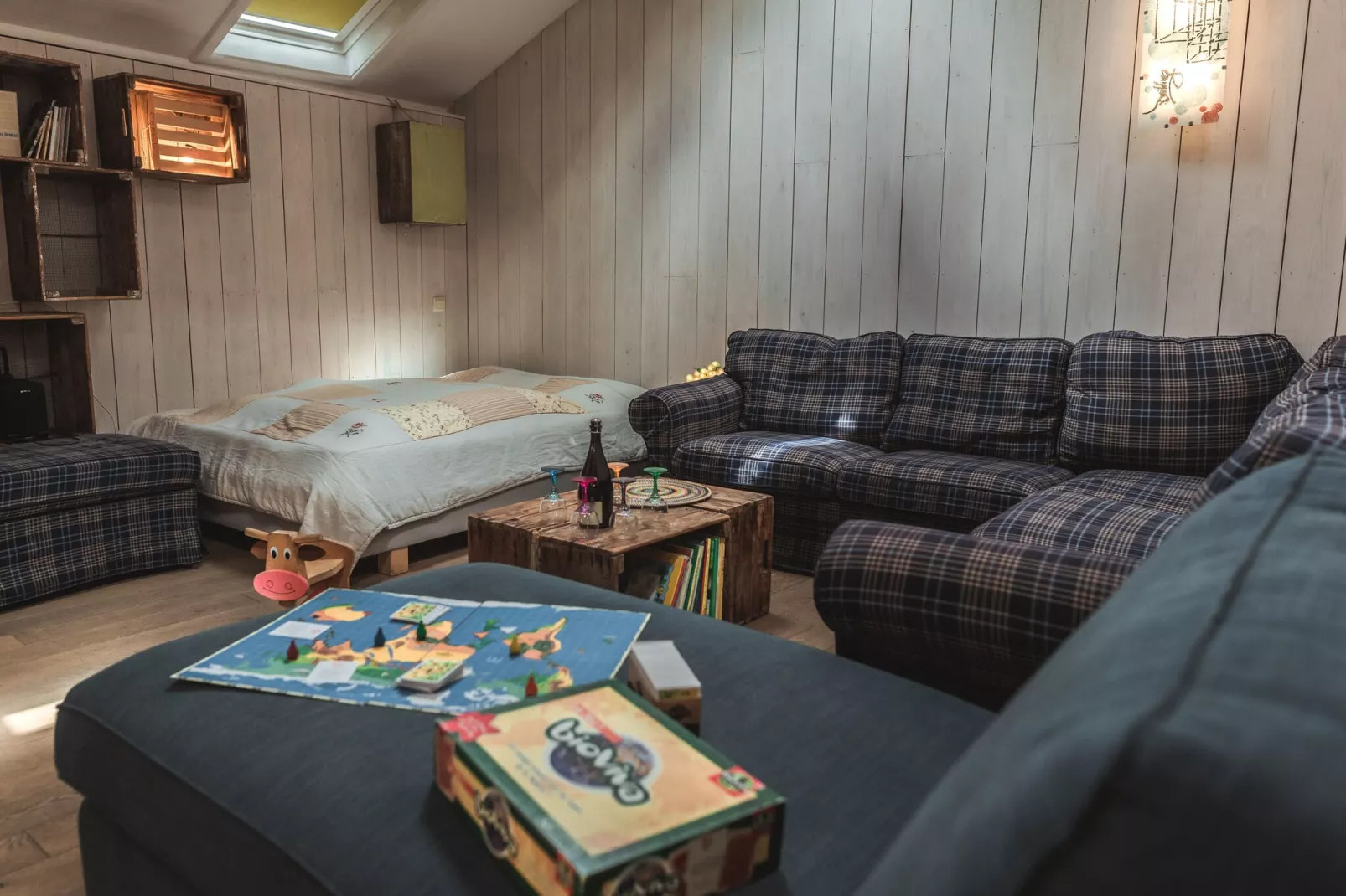 Le Pigeonnier-Recreation room
