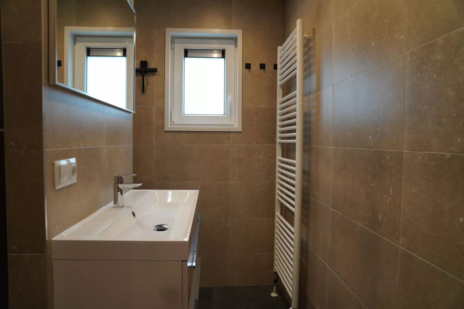 Vakantiepark De Rimboe & De Woeste Hoogte 20-Bathroom