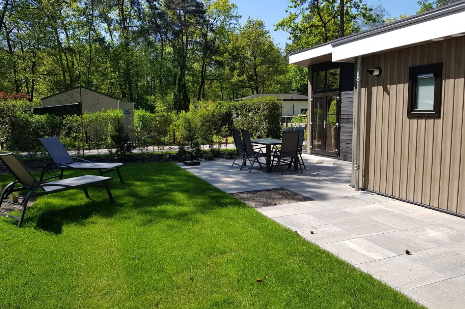 Vakantiepark De Rimboe & De Woeste Hoogte 20-Gardens summer