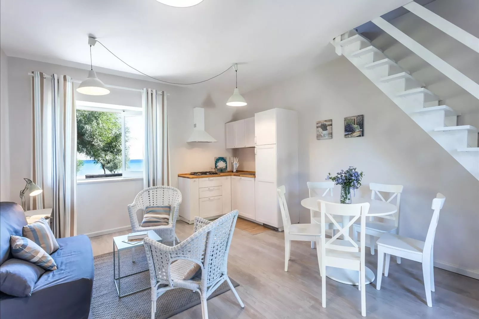 Villa Romance-Dining room