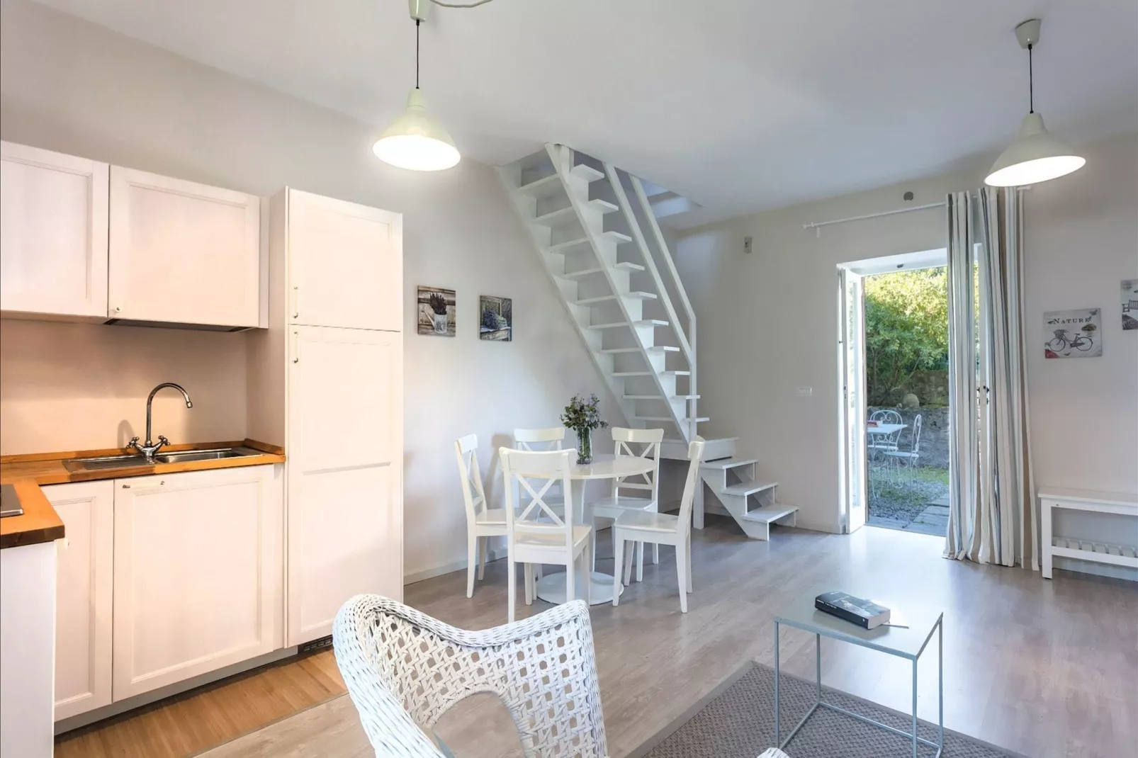 Villa Romance-Kitchen