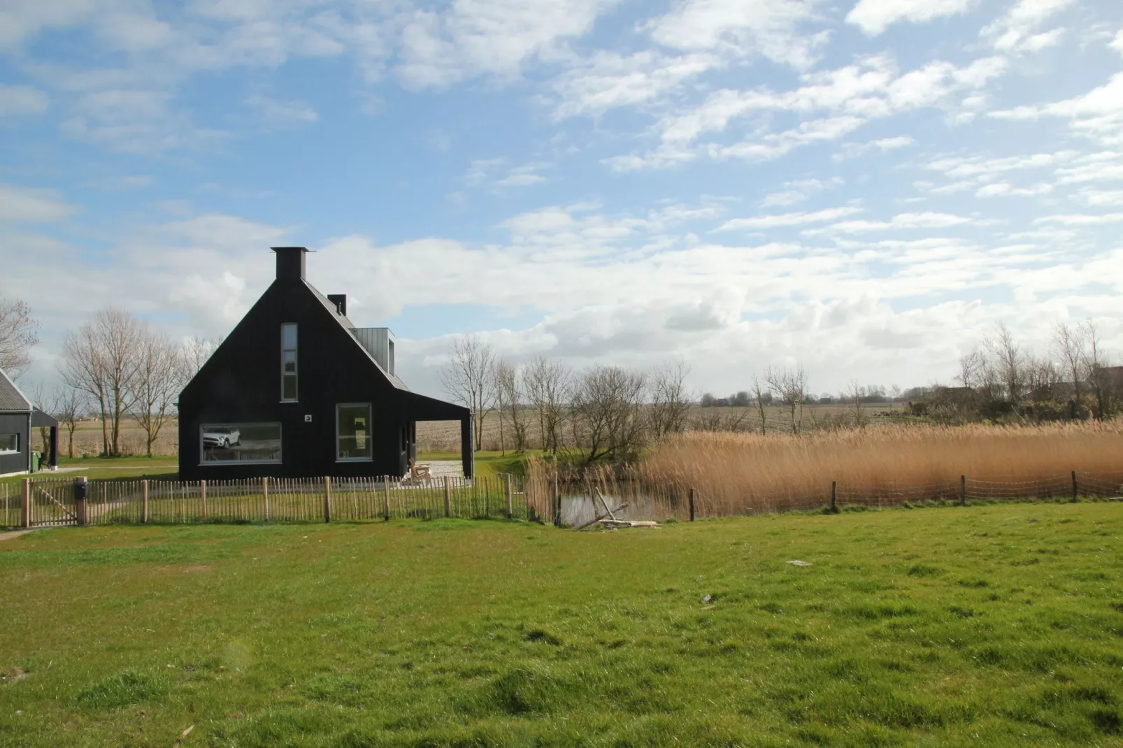 Zeedijk I-Exterior summer