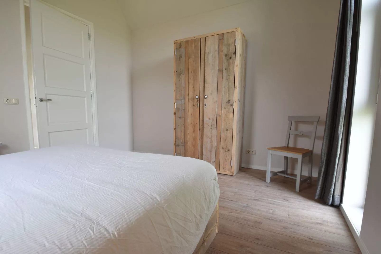 Zeedijk III-Bedroom