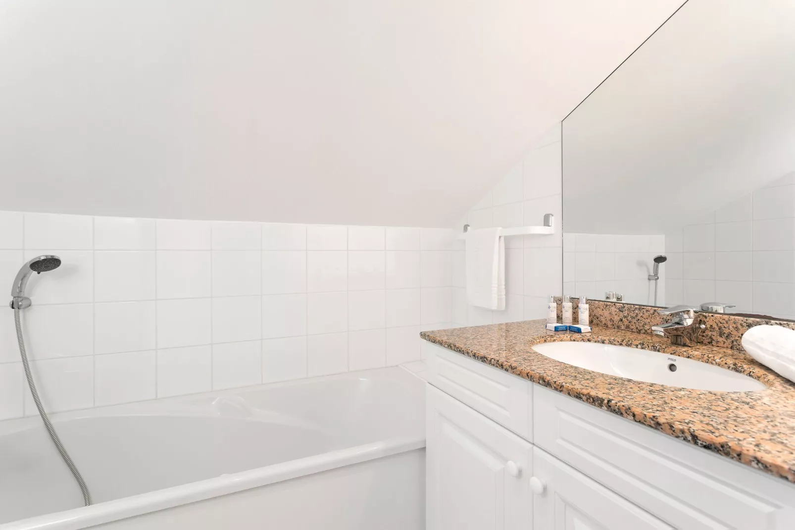 Villas de la Prade 3-Bathroom