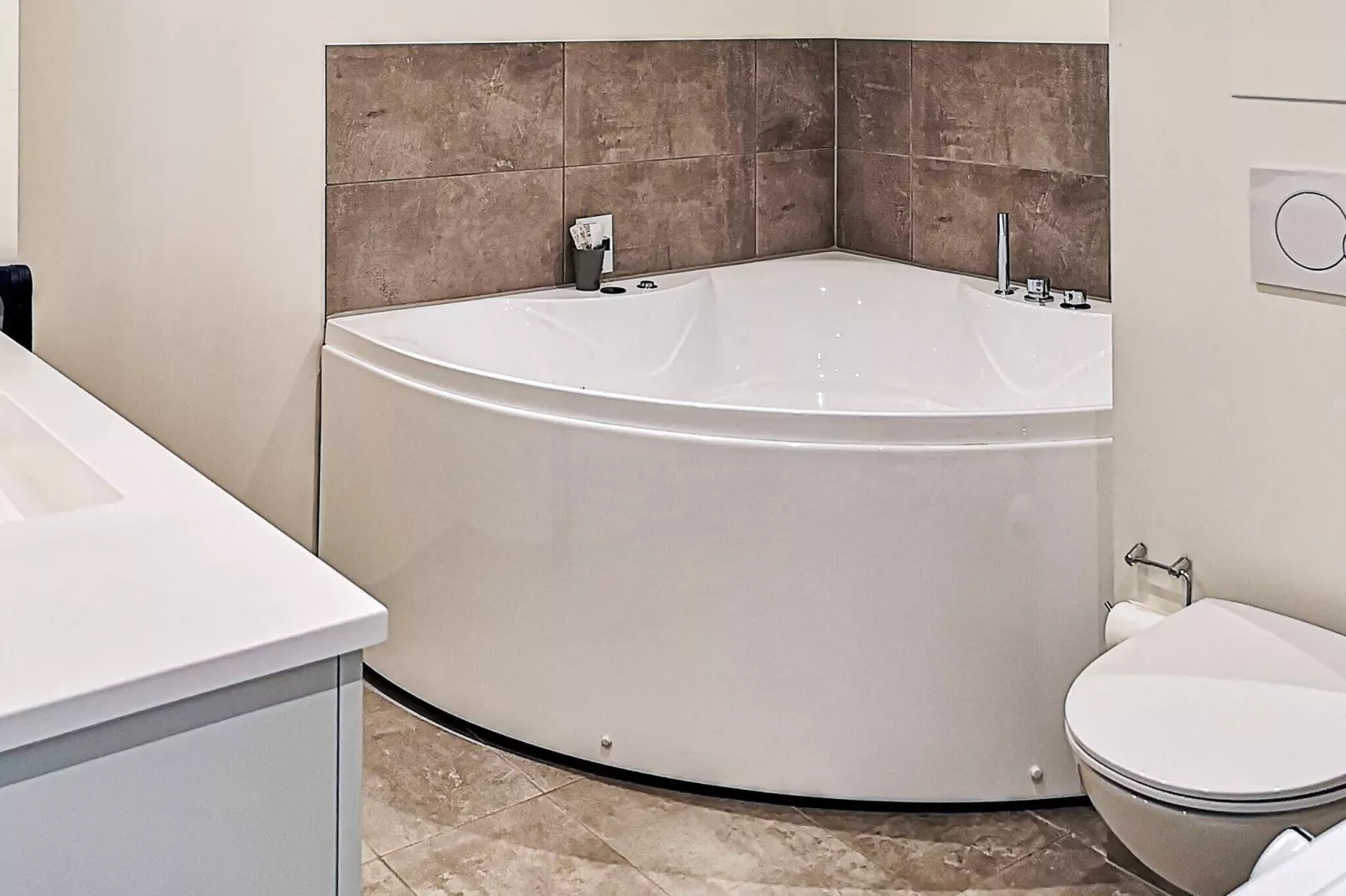 Appartement de luxe avec spa a Sondervig -- By Traum Ferienwohnungen-Spa