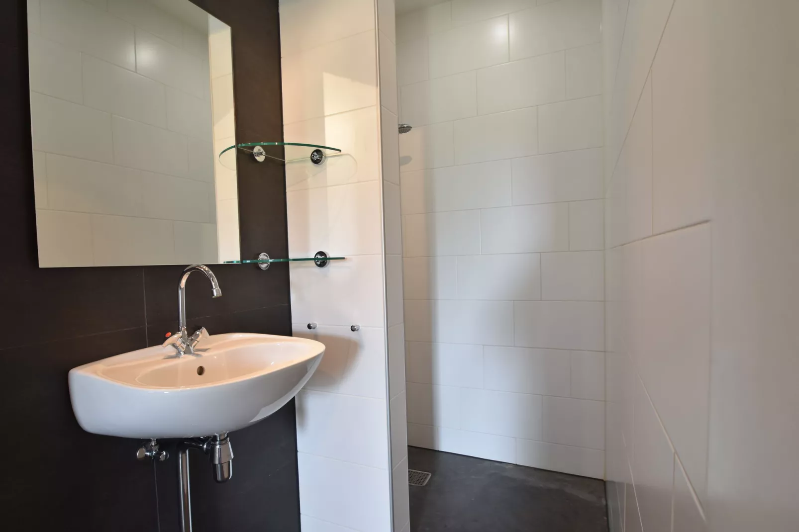 Zeedijk II-Bathroom