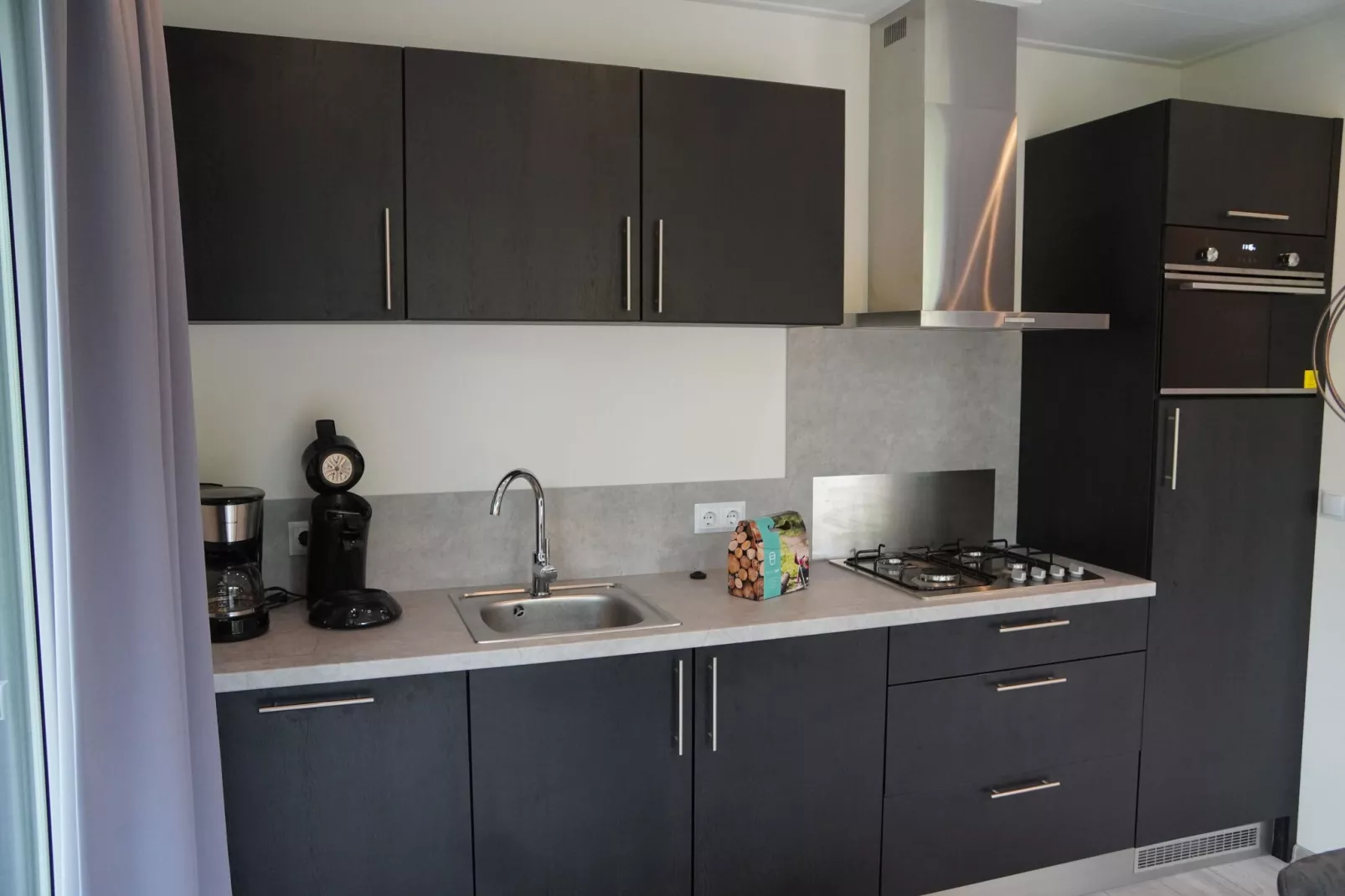 Vakantiepark De Rimboe & De Woeste Hoogte 24-Kitchen