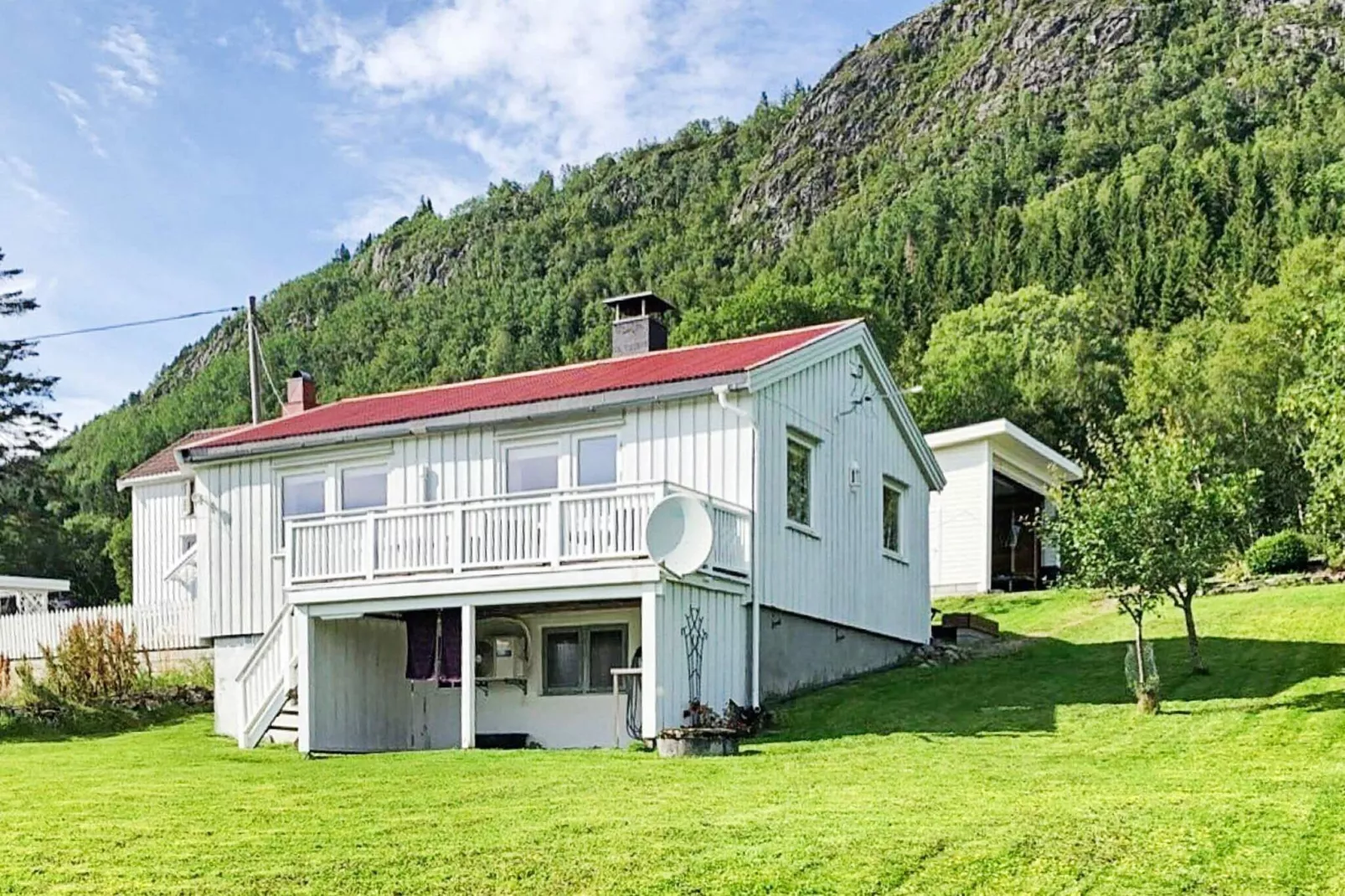 6 person holiday home in AVERØY-Outdoor