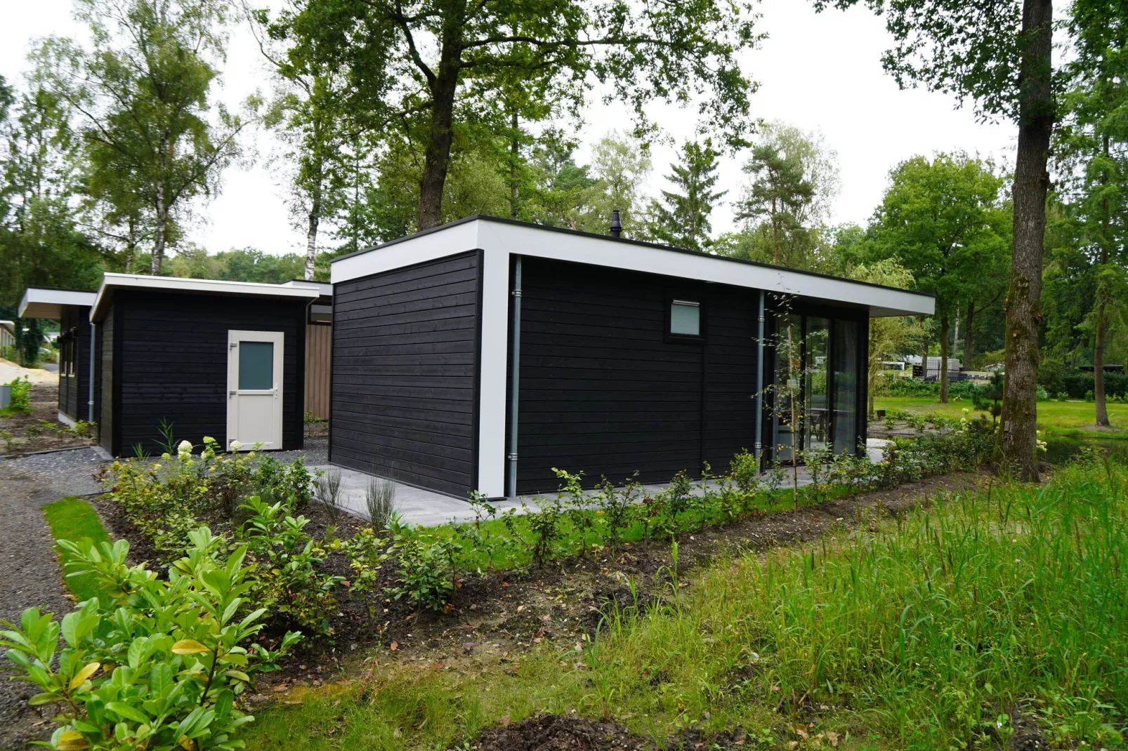 Vakantiepark De Rimboe & De Woeste Hoogte 24-Gardens summer