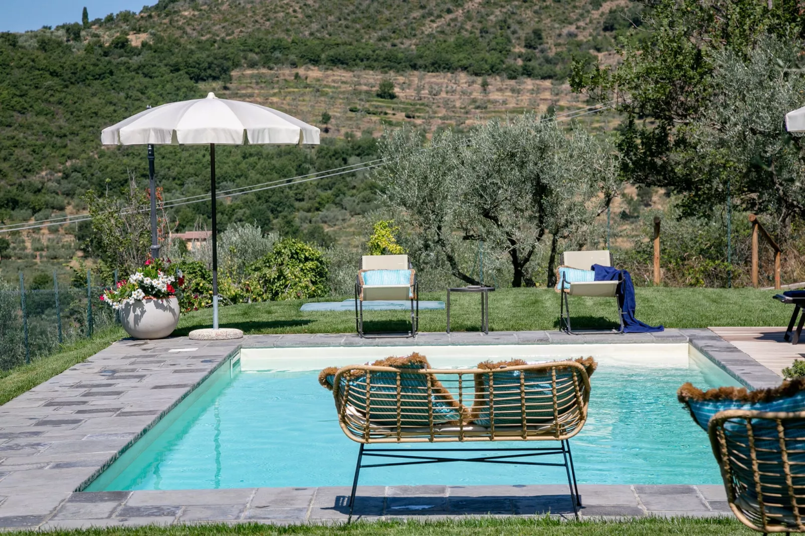 Corte  della Luna-Pool