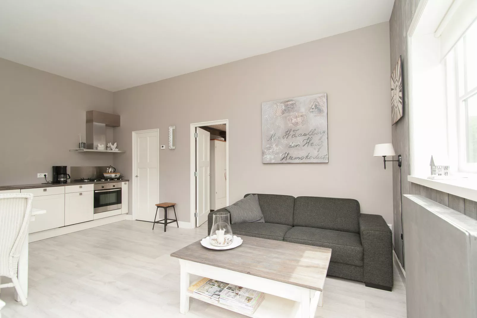 Naast het Bollenveld-Living room